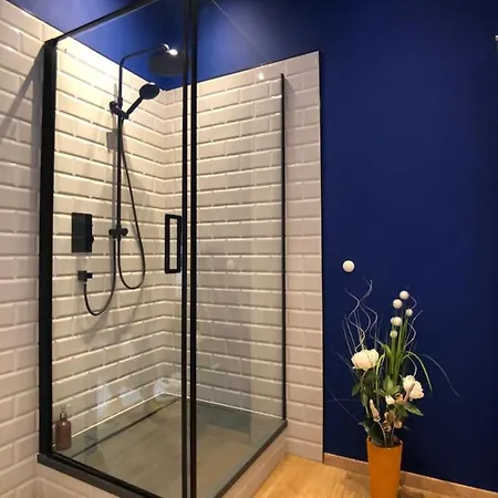 B Our Guest At New Vintage Chic * Dresden